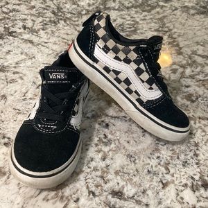 Size 7 toddler vans